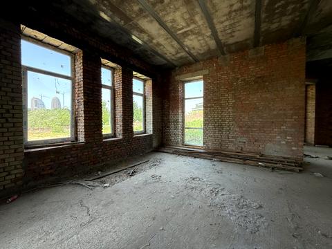 комерційна за адресою Ломаківська вул. (Мічуріна), 15