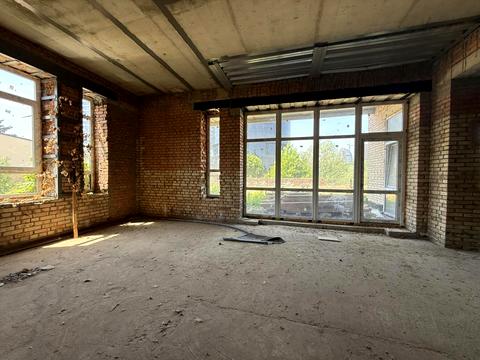 комерційна за адресою Ломаківська вул. (Мічуріна), 15