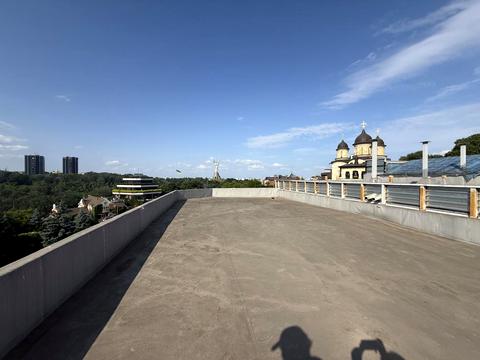 комерційна за адресою Ломаківська вул. (Мічуріна), 15