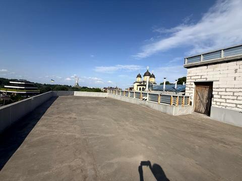 комерційна за адресою Ломаківська вул. (Мічуріна), 15