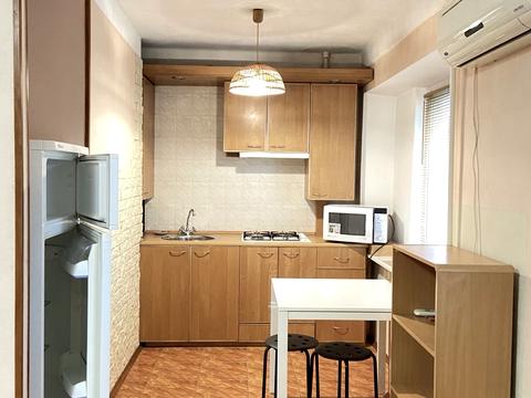 квартира за адресою Кирилівська вул. (Фрунзе), 152