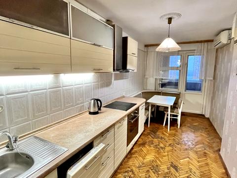 квартира за адресою Володимира Івасюка просп. (Героїв Сталінграду), 16-Б