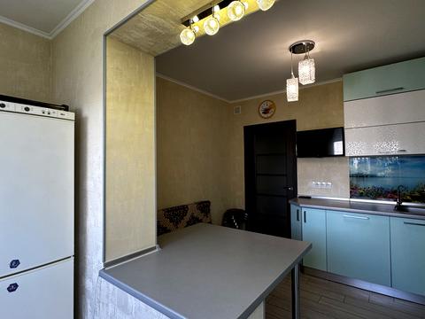 квартира за адресою Академіка Глушкова просп., 14