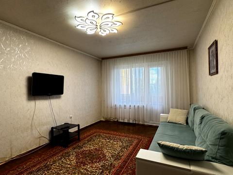 квартира за адресою Академіка Глушкова просп., 14