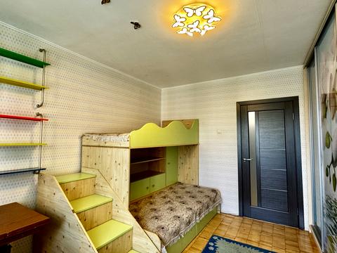 квартира за адресою Академіка Глушкова просп., 14