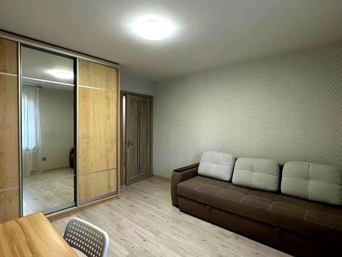 квартира за адресою Юрія Іллєнка вул. (Мельникова), 5