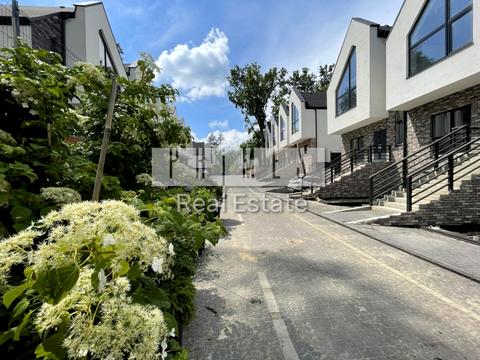 дом по адресу Евгения Коновальца ул.