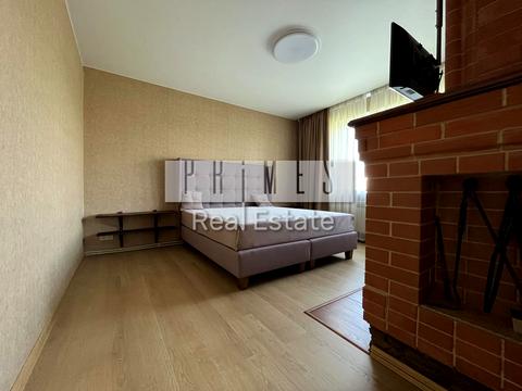 будинок за адресою Гідності вул. (Жертв Революції)