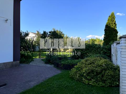 будинок за адресою Гідності вул. (Жертв Революції)