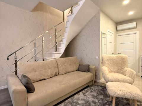 квартира за адресою Молодіжна вул., 5