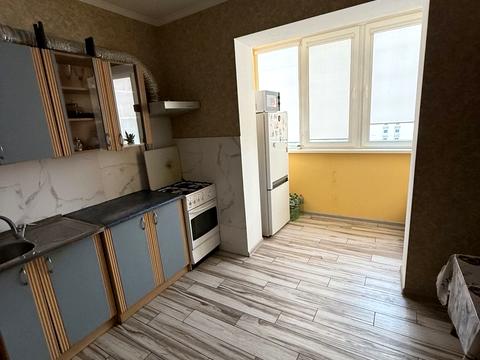 квартира за адресою Вахтанга Кікабідзе вул. (Булгакова), 4