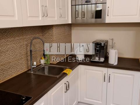 комерційна за адресою Антоновича вул. (Горького), 131