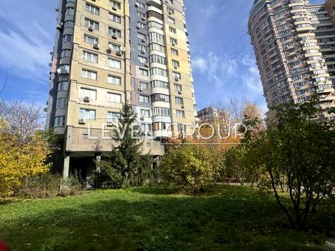 квартира за адресою Старонаводницька вул., 4