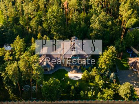 комерційна за адресою Варшавська вул. (Ватутіна), 4