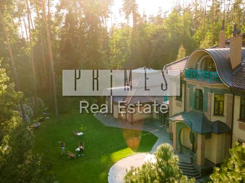 комерційна за адресою Варшавська вул. (Ватутіна), 4