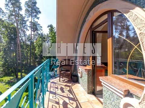 комерційна за адресою Варшавська вул. (Ватутіна), 4