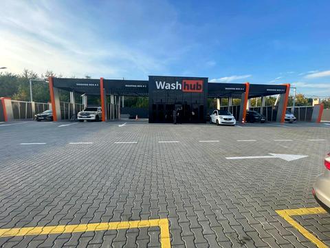 комерційна за адресою Білогородська вул., 12