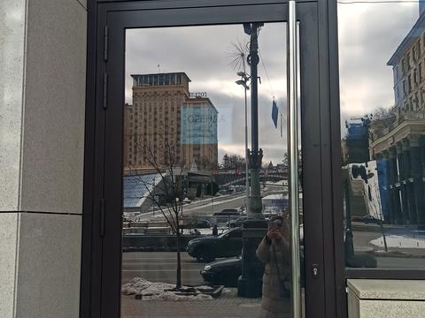 комерційна за адресою Хрещатик вул., 16