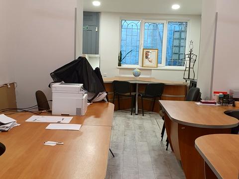 коммерческая по адресу Пираговская, 3