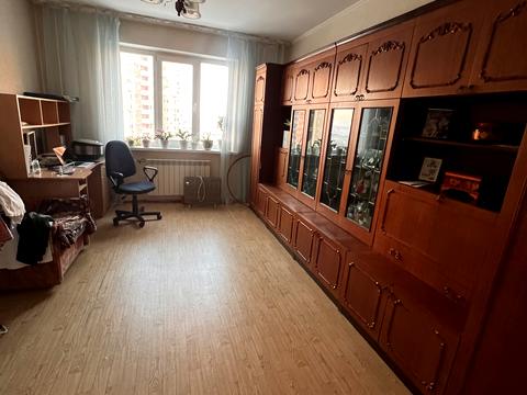 квартира за адресою Милославська вул., 35