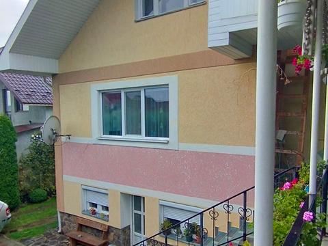 будинок за адресою Ужанська вул.