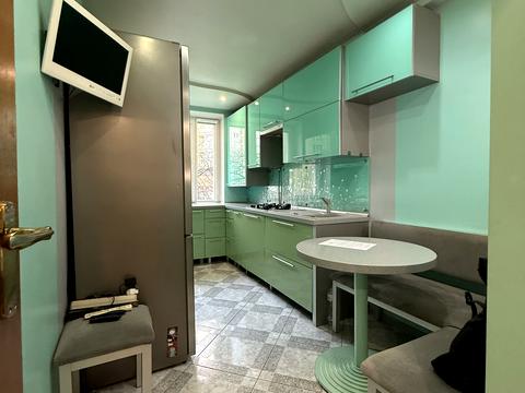 квартира за адресою Антіна Манастирського вул. (), 7