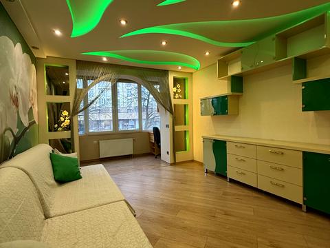 квартира за адресою Антіна Манастирського вул. (), 7