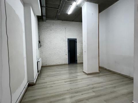 коммерческая по адресу Ивана Франко ул., 1