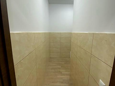 комерційна за адресою Мечникова вул., 109-Б