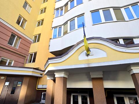 комерційна за адресою Ярослава Мудрого вул., 10/4