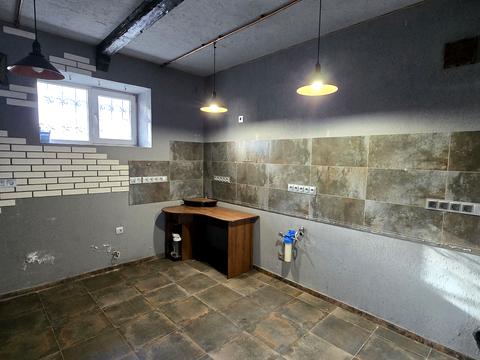 комерційна за адресою Ярослава Мудрого вул., 10/4