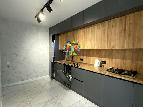 квартира за адресою Абрикосова вул., 7