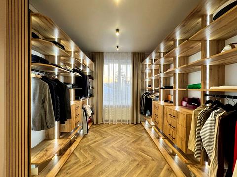 будинок за адресою Князя Володимира