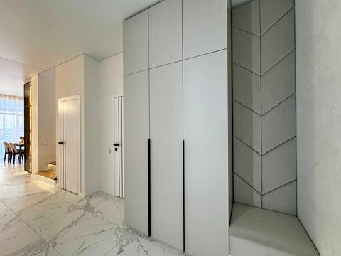 будинок за адресою Князя Володимира