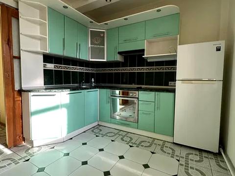 квартира за адресою Анни Ахматової вул., 15