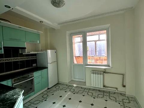 квартира за адресою Анни Ахматової вул., 15