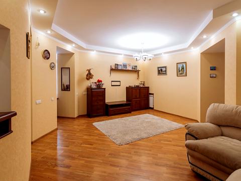 квартира по адресу Петропавловская ул., 87/3