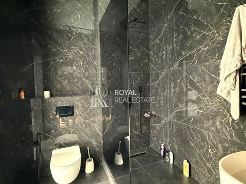 будинок за адресою с. Зазим'я, святого миколая, 4