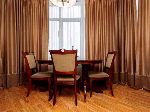 квартира по адресу Петропавловская ул., 87/3