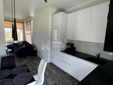 будинок за адресою с. Зазим'я, святого миколая, 4