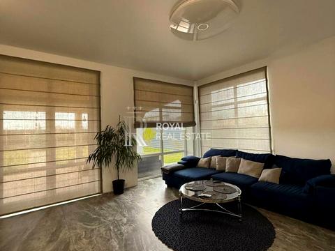 будинок за адресою с. Зазим'я, святого миколая, 4