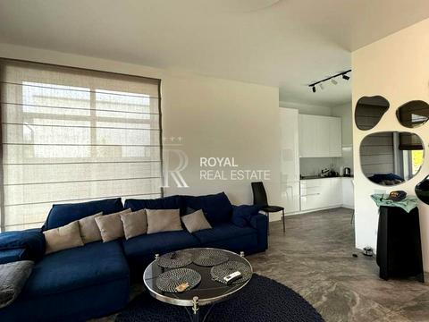 будинок за адресою с. Зазим'я, святого миколая, 4