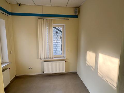 комерційна за адресою Грушевського вул., 22