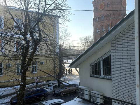 комерційна за адресою Грушевського вул., 22