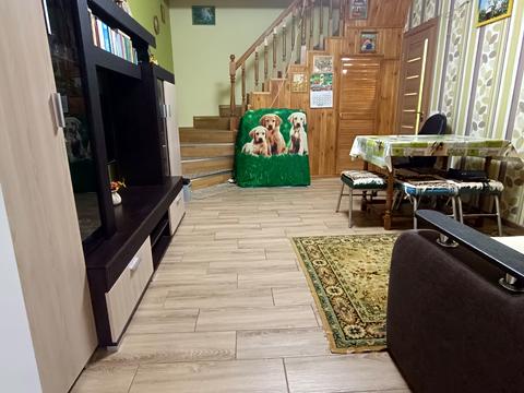 будинок за адресою Молодіжна вул.