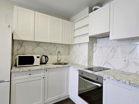 квартира за адресою Олега Мудрака вул. (Генерала Наумова), 1-Б