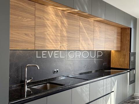 квартира за адресою Дніпровська набережна вул., 18-А