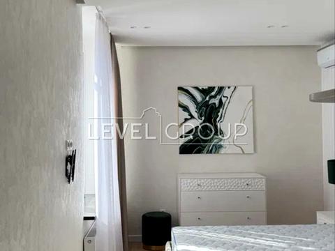 квартира за адресою Дніпровська набережна вул., 18-А