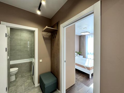 квартира за адресою Київ, Салютна вул., 2к20