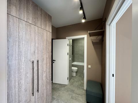 квартира за адресою Київ, Салютна вул., 2к20